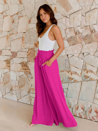 Loose and drape look Wide-leg pants