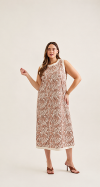 Savannah Dreams Midi Dress - Plus