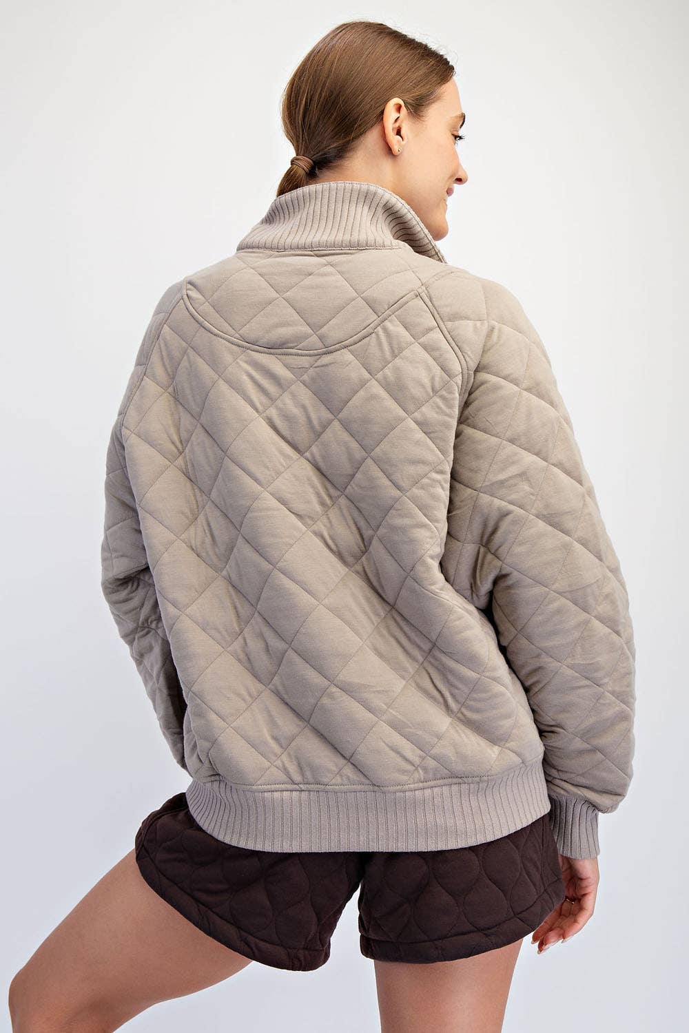 QUILTED SNAP PULLOVER