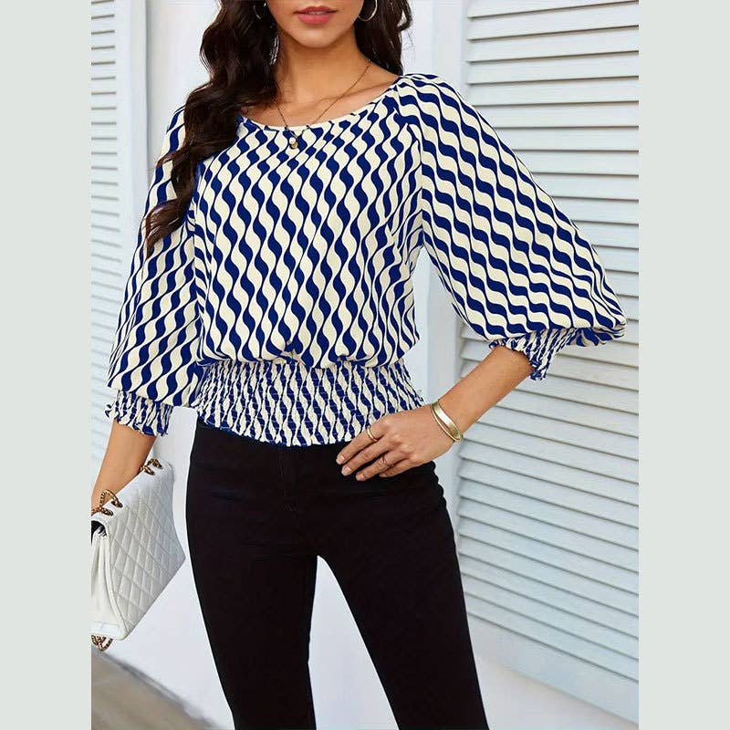 Waist-short-cut color-contrast print T-shirt