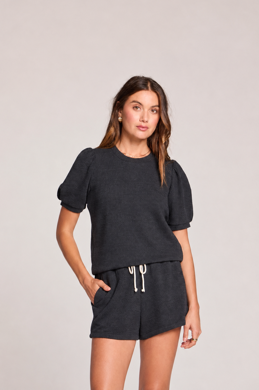 Short Sleeve Pullover- Black