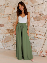 Loose and drape look Wide-leg pants
