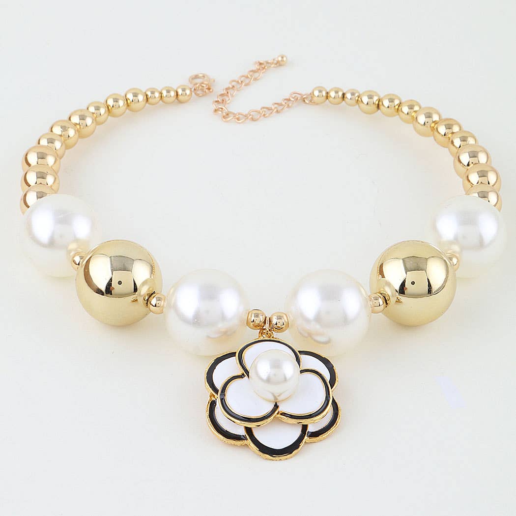 Pearled Blooming Rose Beaded Necklace
