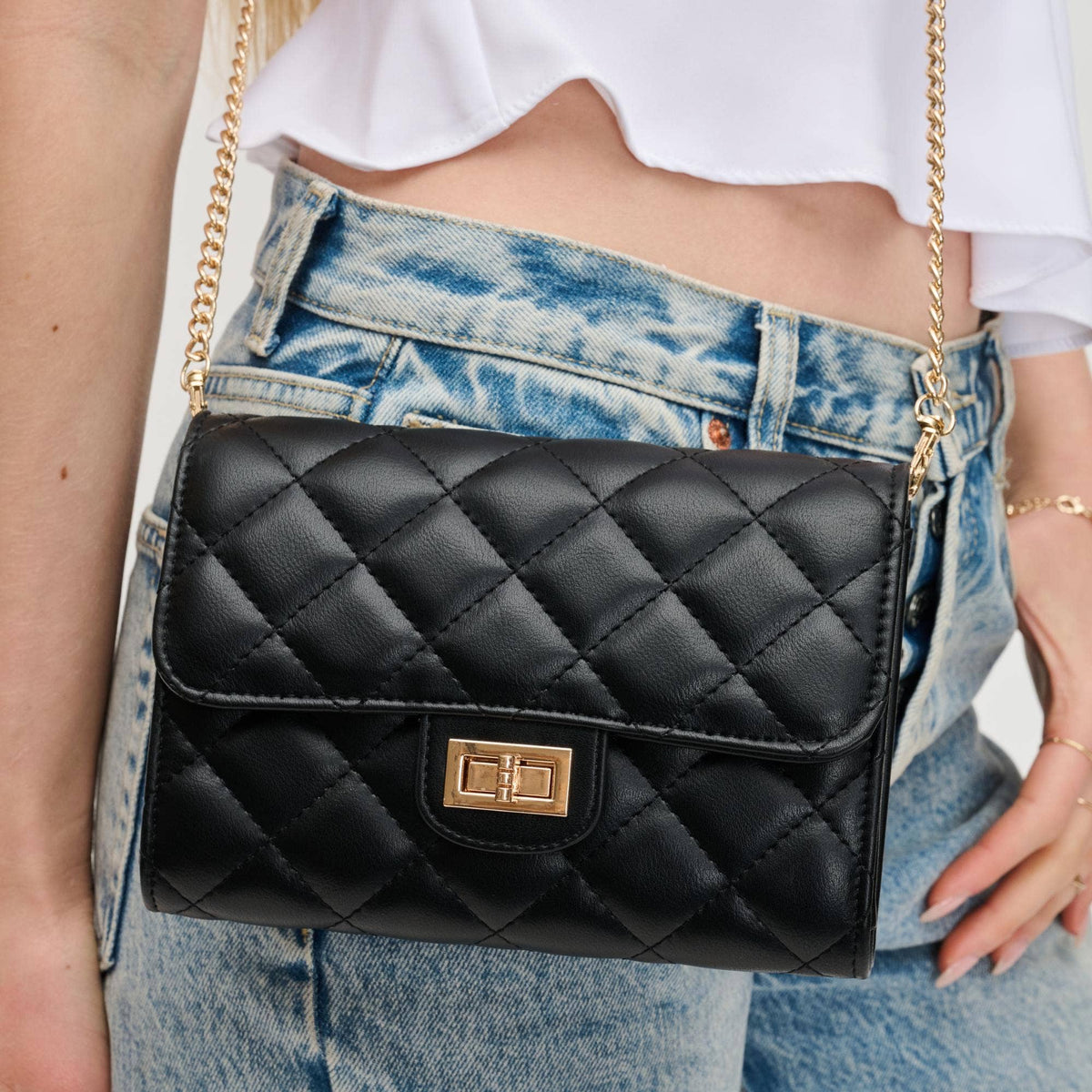 Winona Quilted  Multi-Compartment Crossbody