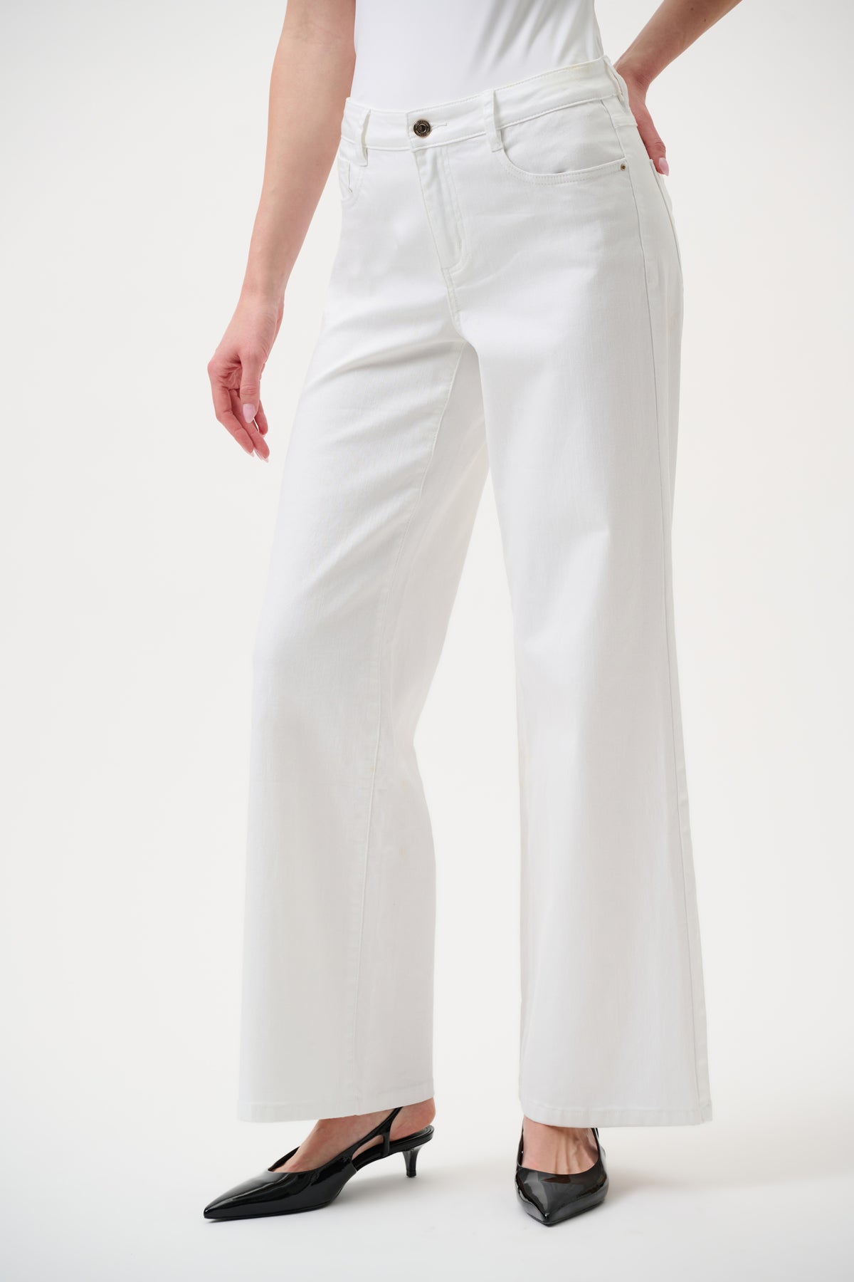 Joseph Ribkoff Goldie | Classic Wide-Leg Stretch Jeans