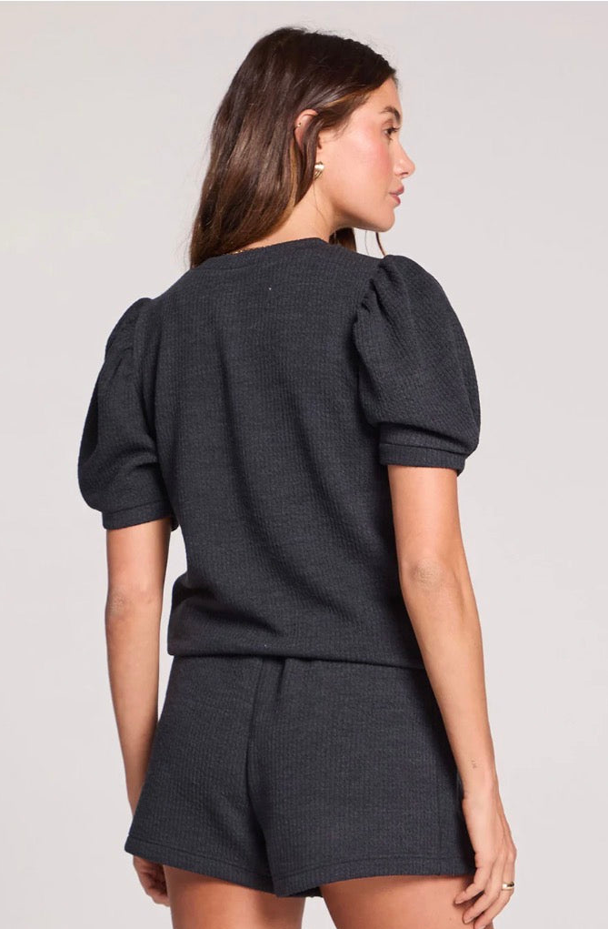 Short Sleeve Pullover- Black
