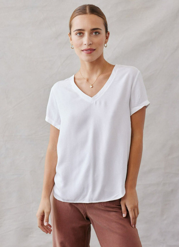 Bella Dahl White V-Neck Tee