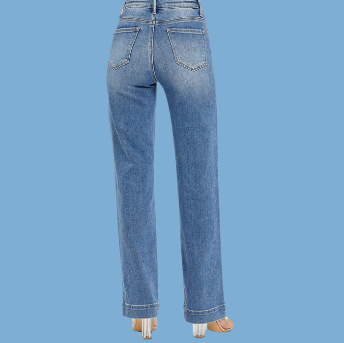 Straight High-Rise Medium Jeans