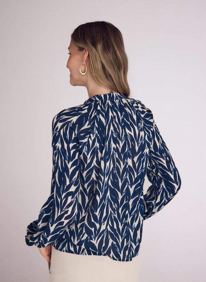 Bella Dahl Navy Shirred Raglan Shirt