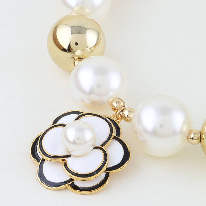 Pearled Blooming Rose Beaded Necklace