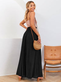 Loose and drape look Wide-leg pants