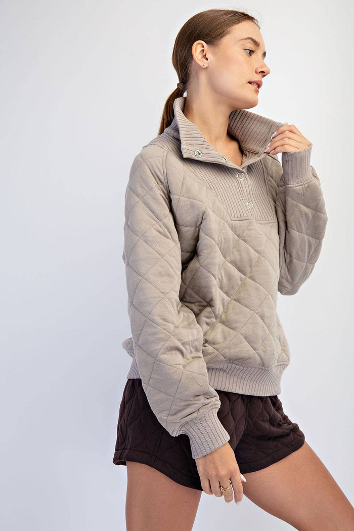 QUILTED SNAP PULLOVER